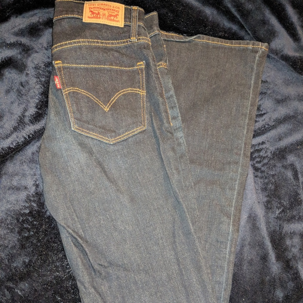 Levi women's jeans